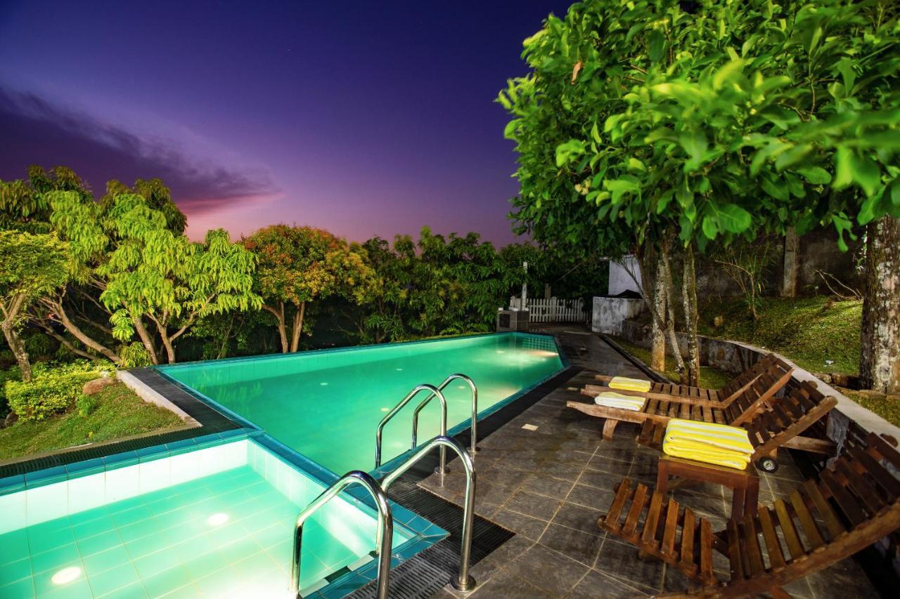 The Kandyan Villa Exterior photo