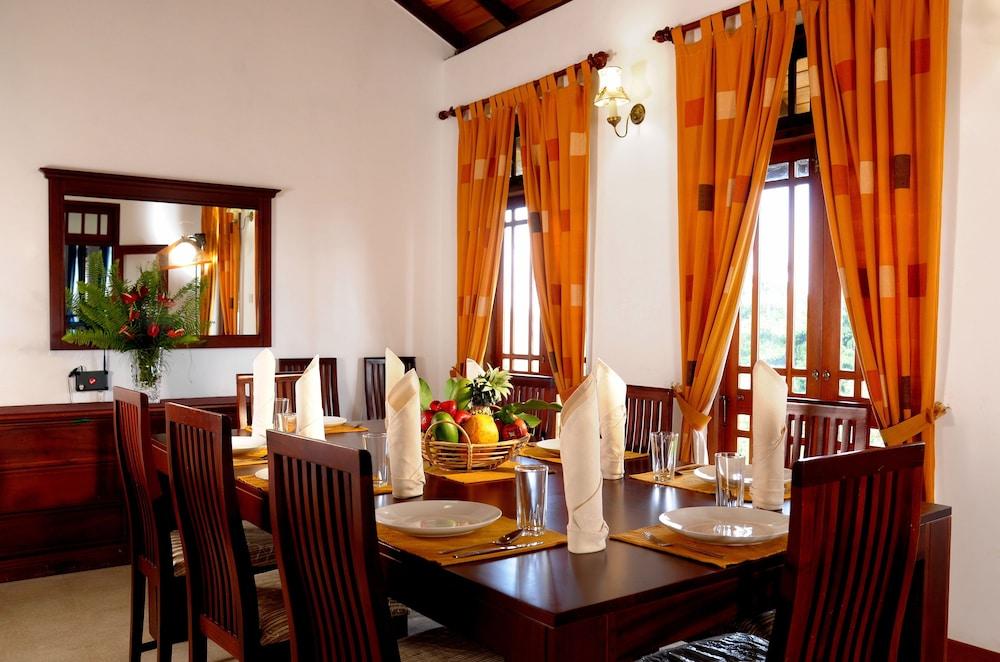 The Kandyan Villa Exterior photo